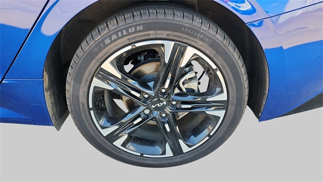 2024 Kia K5 GT-Line Image 9 of 41