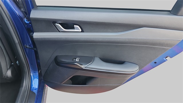 2024 Kia K5 GT-Line Image 29 of 41
