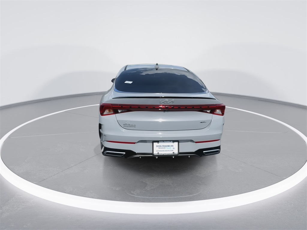 Vehicle image 7 of 26