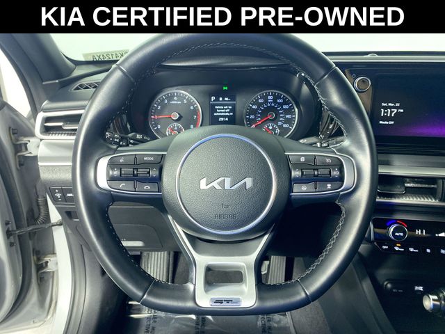 Vehicle image 17 of 34