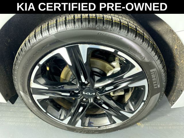 Vehicle image 12 of 34