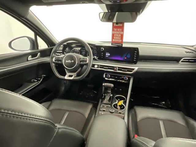 2024 Kia K5 GT-Line Image 14 of 22