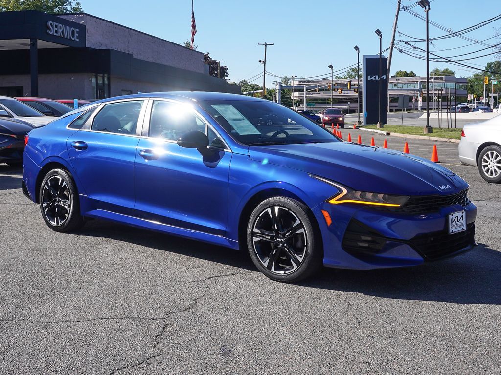 2024 Kia K5 GT-Line Image 3 of 46