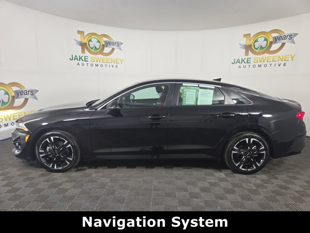 Vehicle image 10 of 33