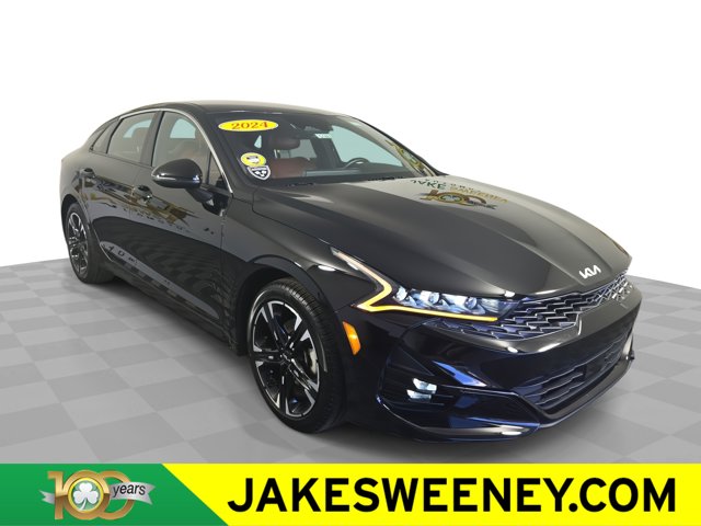 Vehicle image 4 of 33
