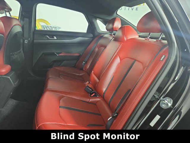 Vehicle image 12 of 33