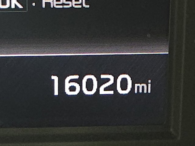 Vehicle image 29 of 33