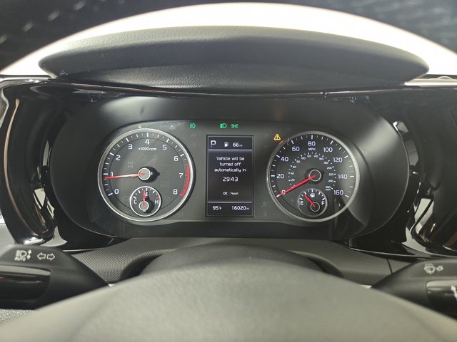 Vehicle image 19 of 33