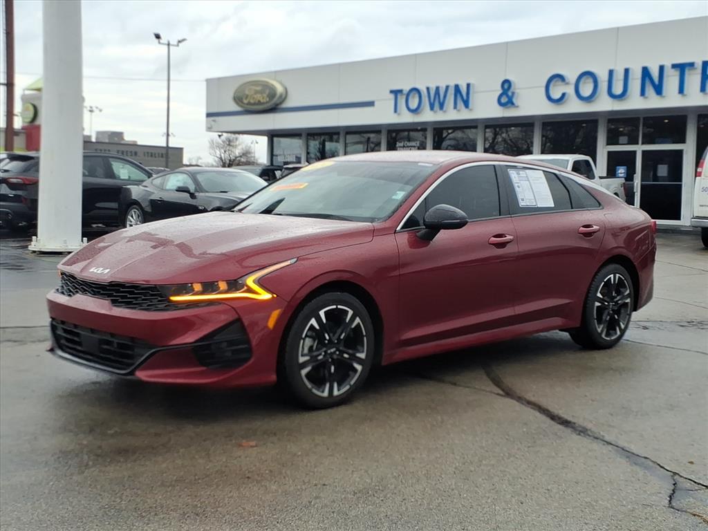 2024 Kia K5 GT-Line Image 1 of 24