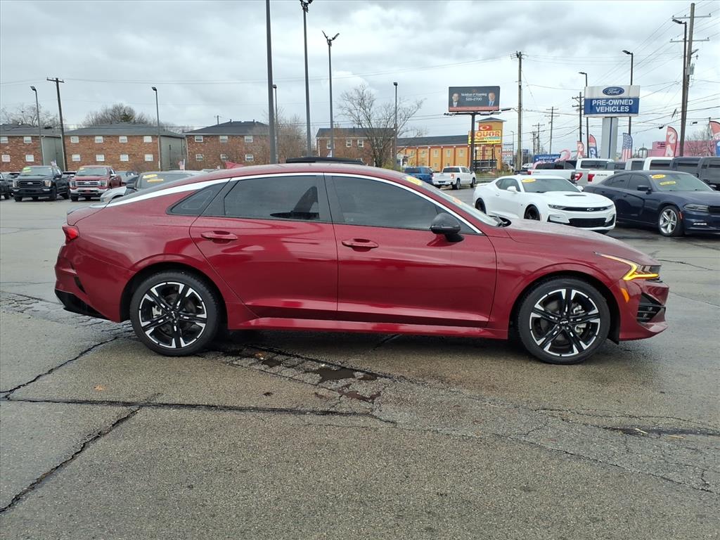 2024 Kia K5 GT-Line Image 3 of 24