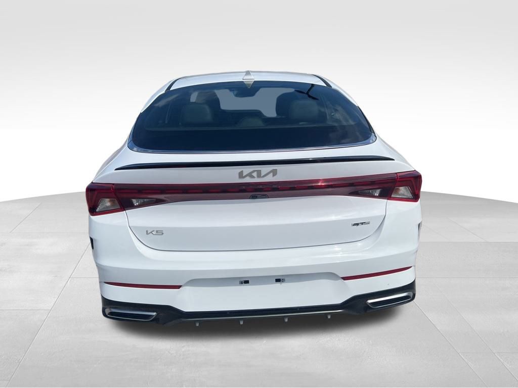 Vehicle image 6 of 23