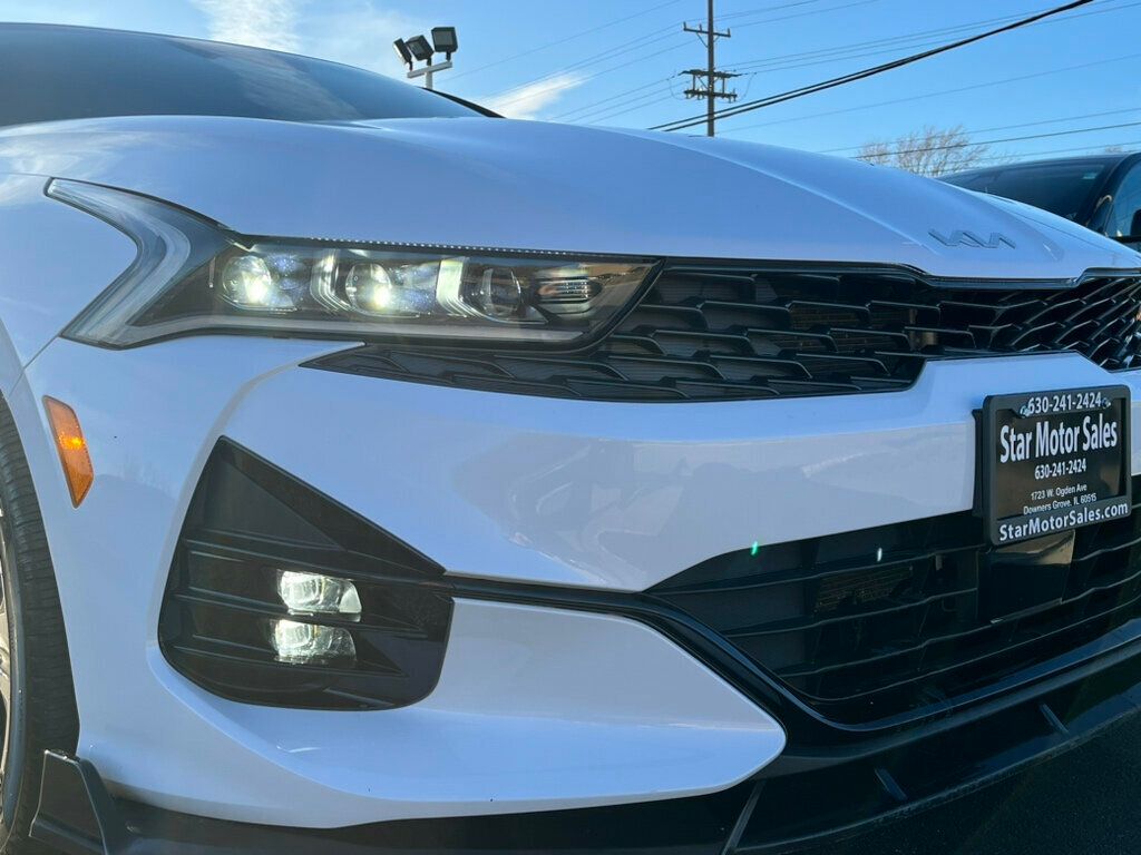 Vehicle image 61 of 64
