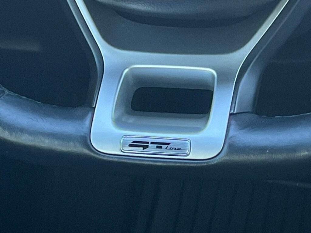Vehicle image 39 of 64