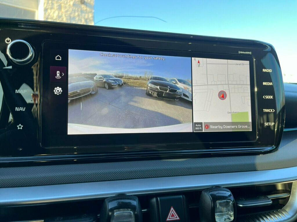 Vehicle image 15 of 64