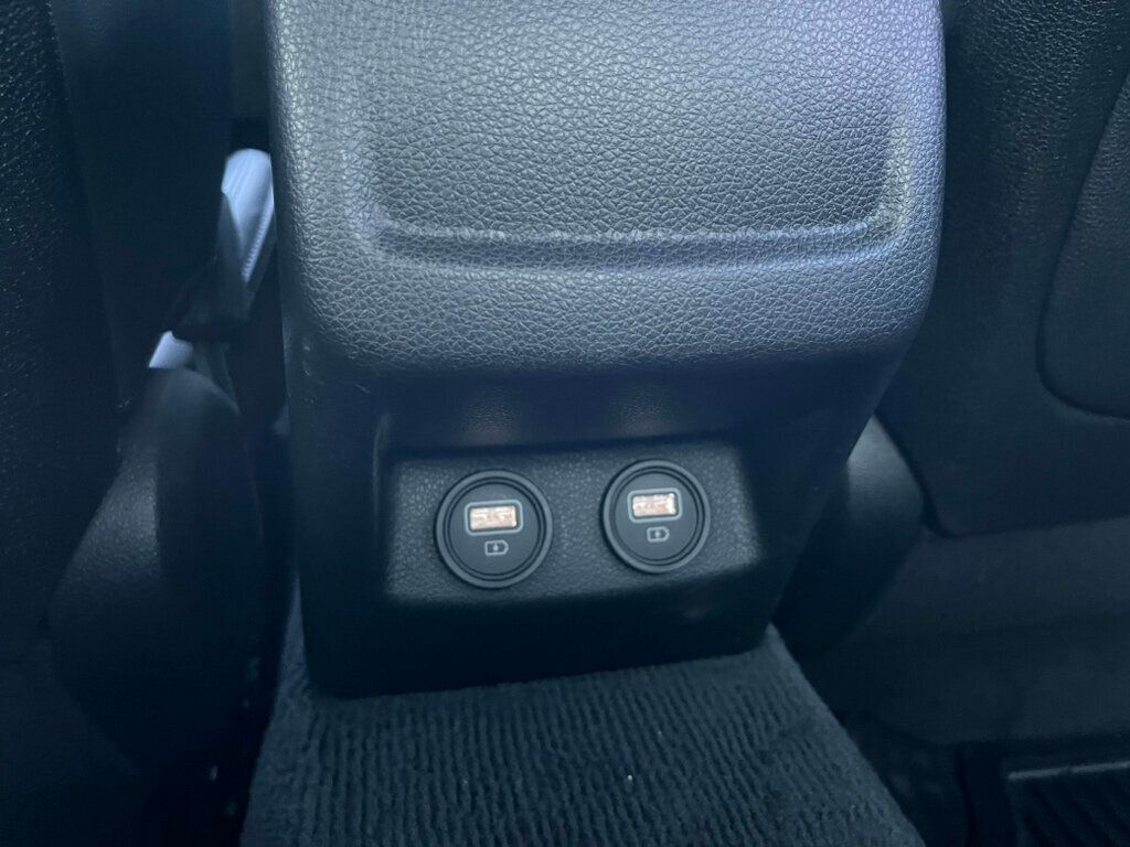 Vehicle image 36 of 64