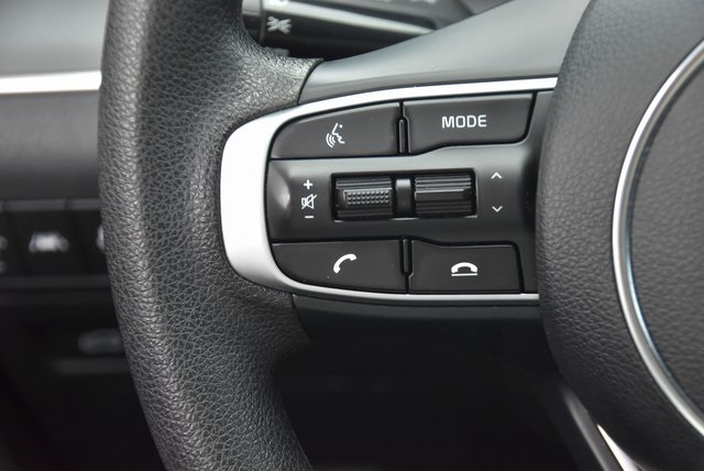 Vehicle image 30 of 32