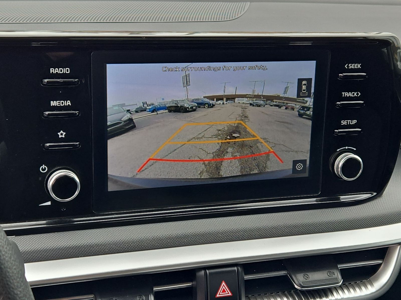 Vehicle image 21 of 23