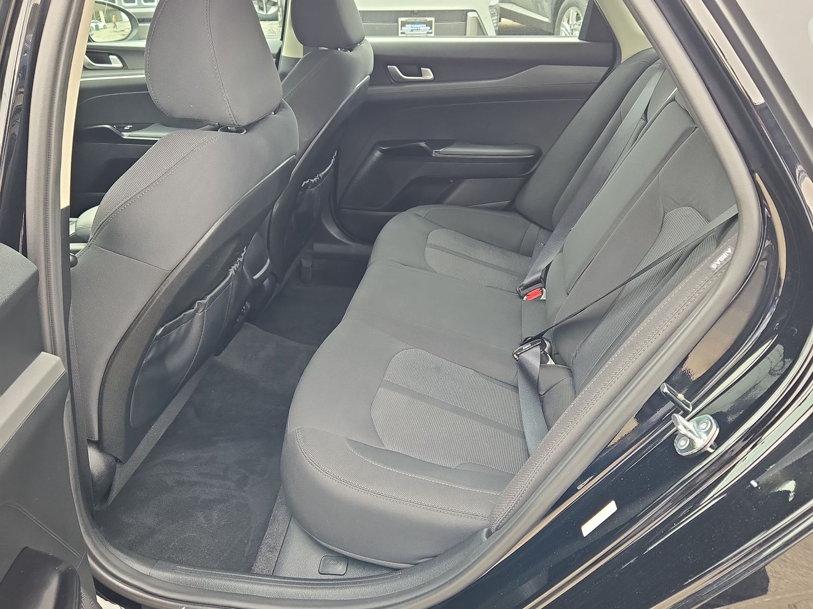 Vehicle image 22 of 23