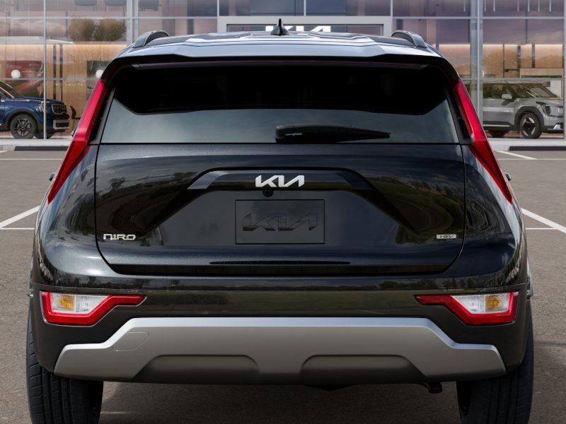 Vehicle image 8 of 27