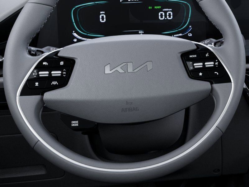 Vehicle image 22 of 27