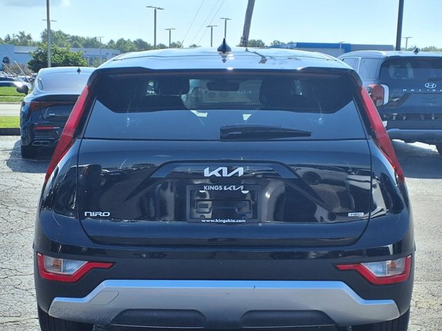 Vehicle image 6 of 26