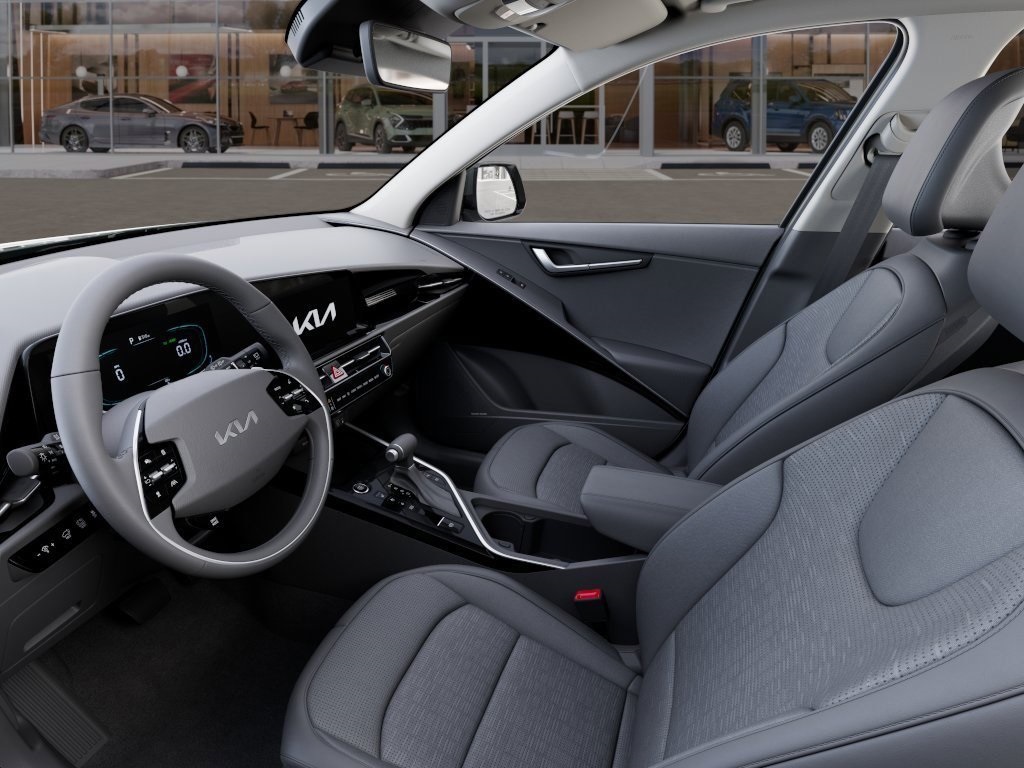 Vehicle image 18 of 27