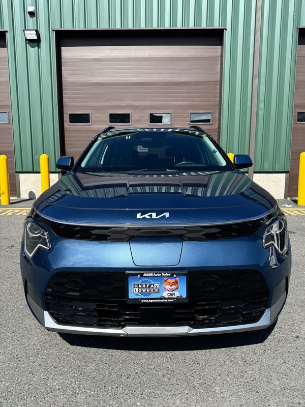 Vehicle image 2 of 13