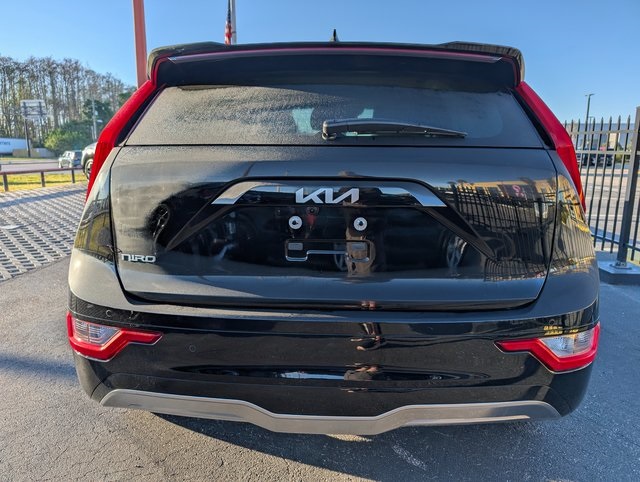 Vehicle image 11 of 36
