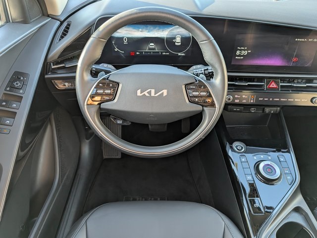 Vehicle image 19 of 36