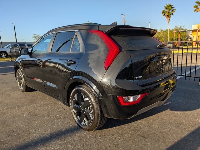 Vehicle image 7 of 36