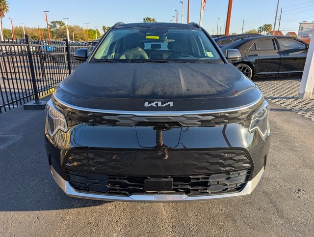 Vehicle image 4 of 36