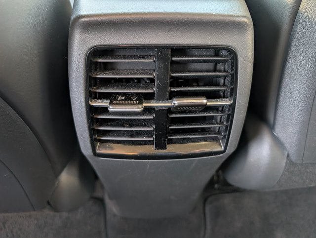 Vehicle image 17 of 36