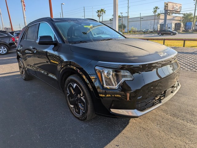 Vehicle image 5 of 36