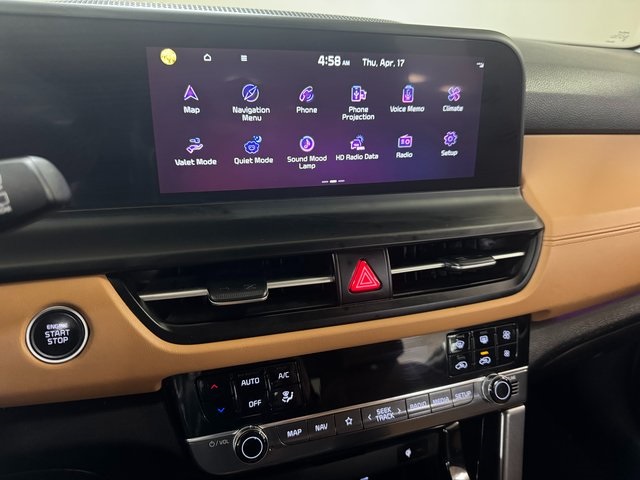 Vehicle image 13 of 26