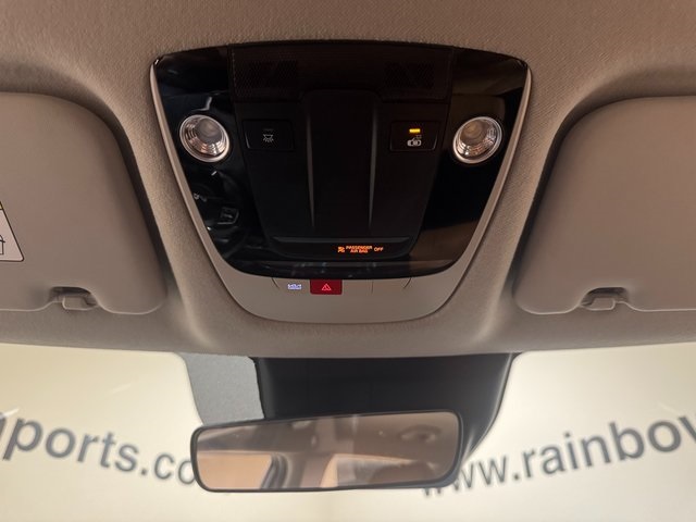Vehicle image 19 of 26