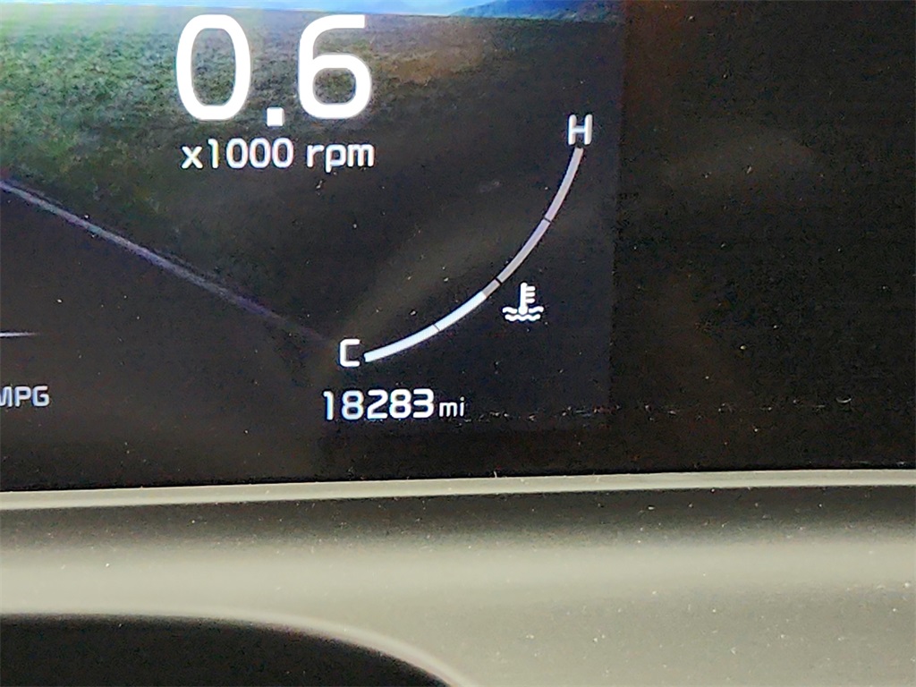 Vehicle image 22 of 35
