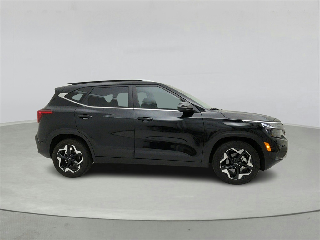 Vehicle image 6 of 35