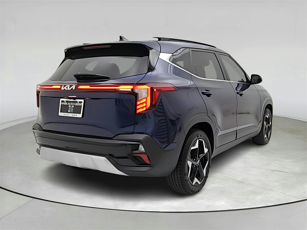 Vehicle image 5 of 31