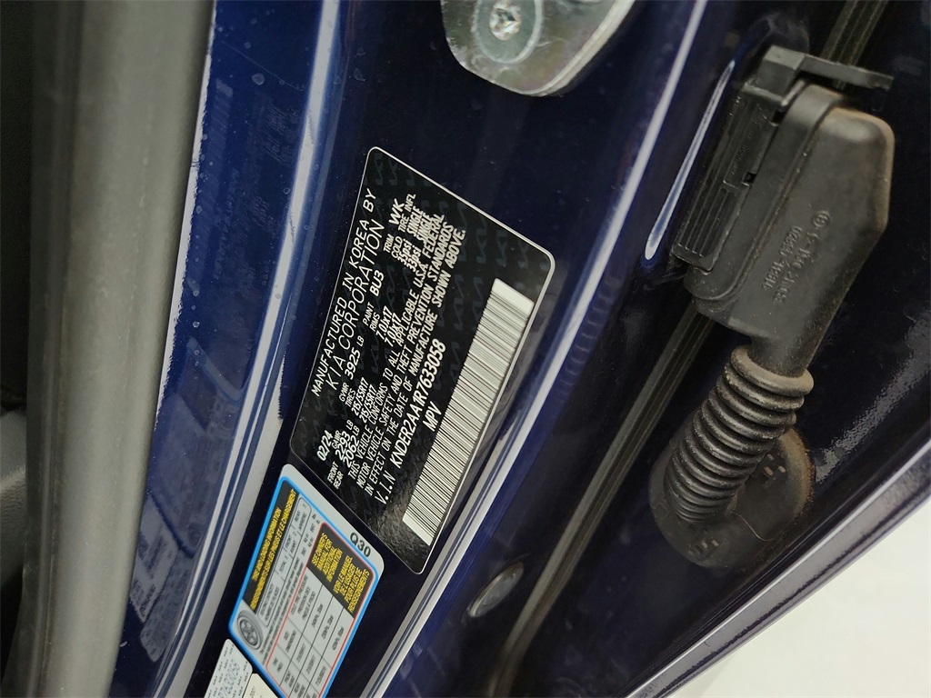 Vehicle image 27 of 31
