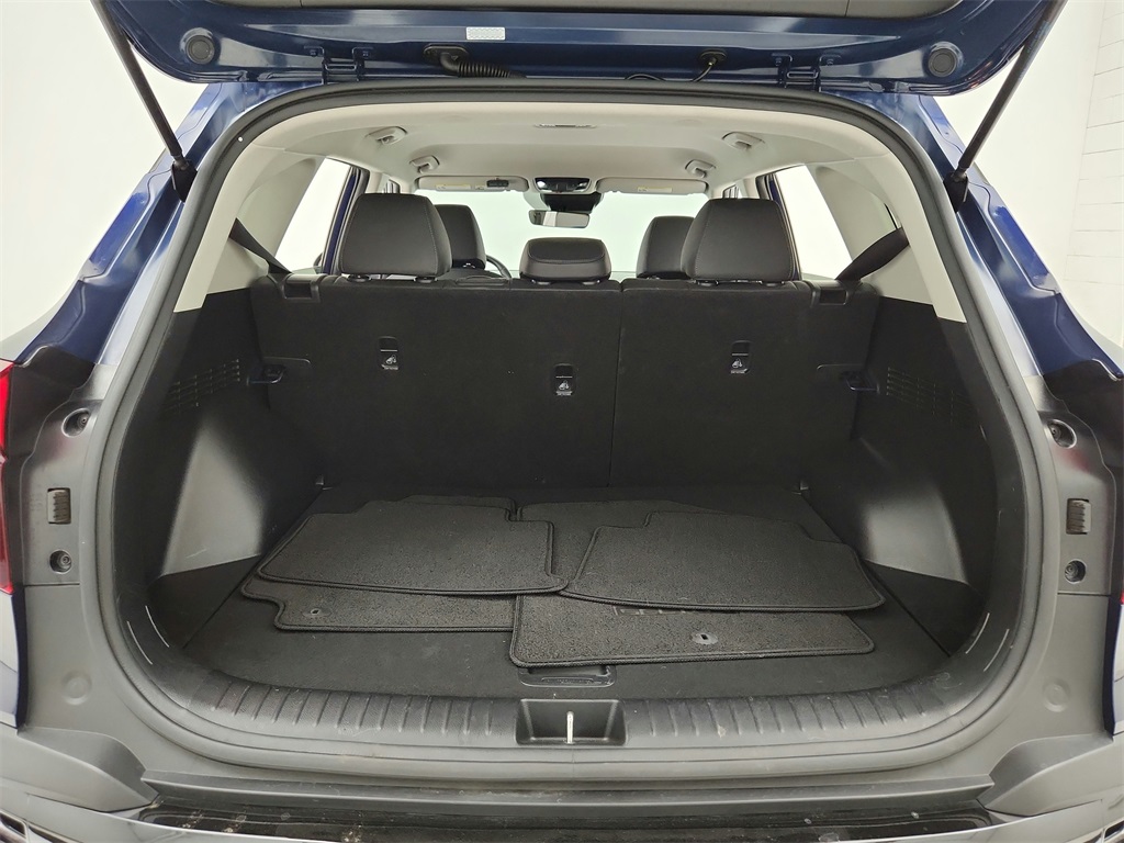 Vehicle image 9 of 31