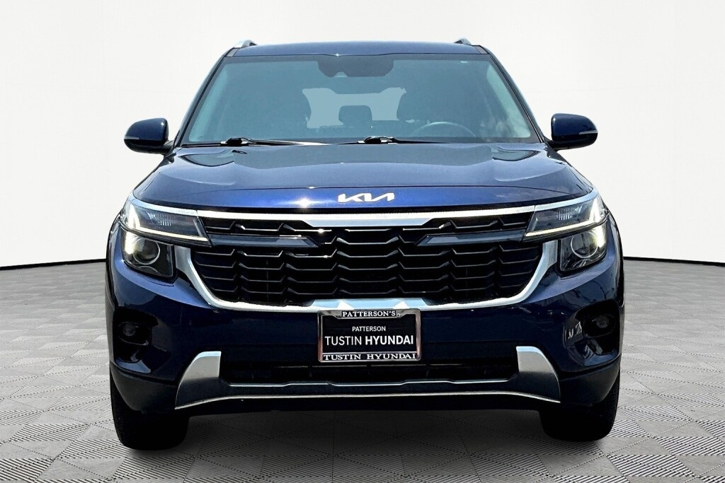Vehicle image 2 of 17