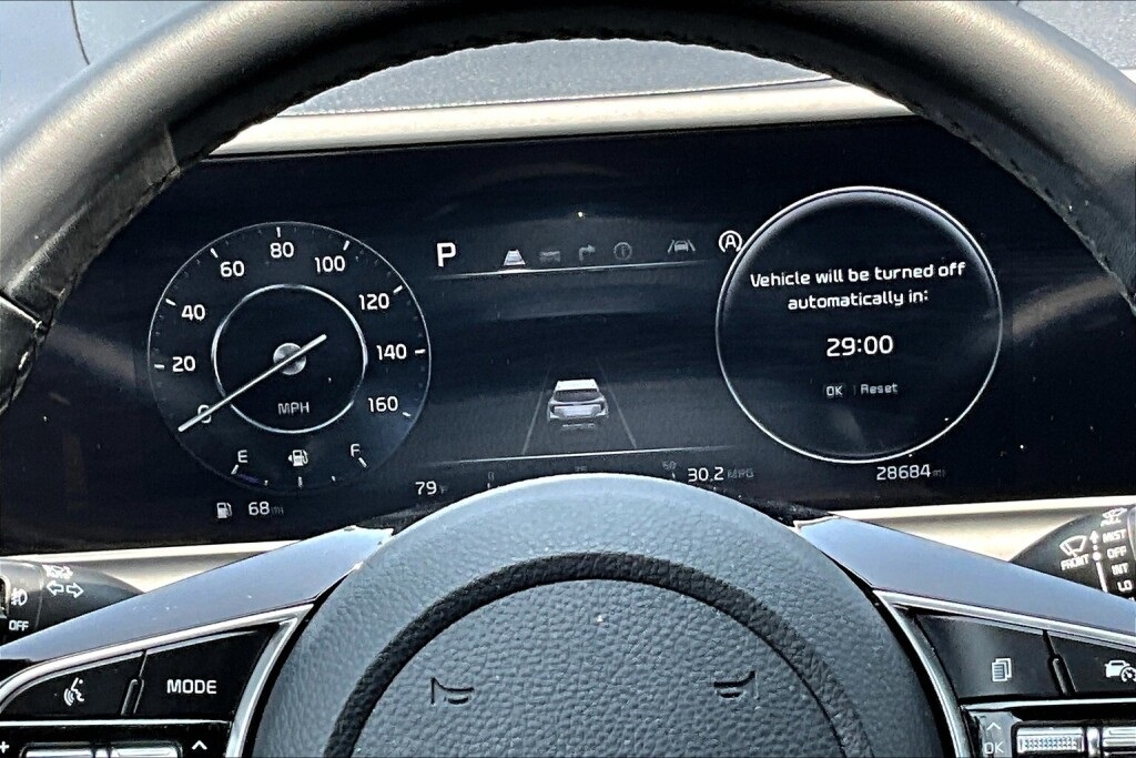 Vehicle image 13 of 17
