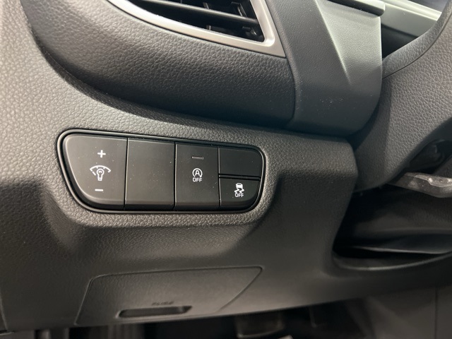 Vehicle image 31 of 32