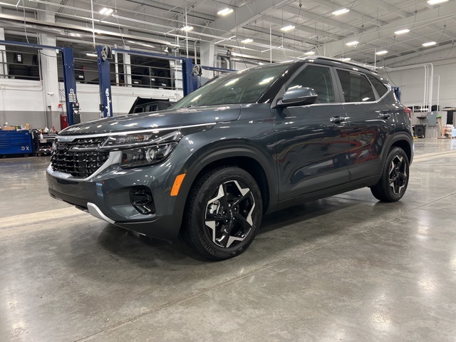 Vehicle image 1 of 32