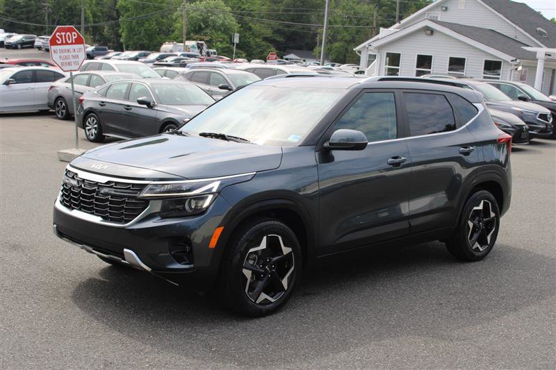 2024 Kia Seltos EX Image 1 of 19