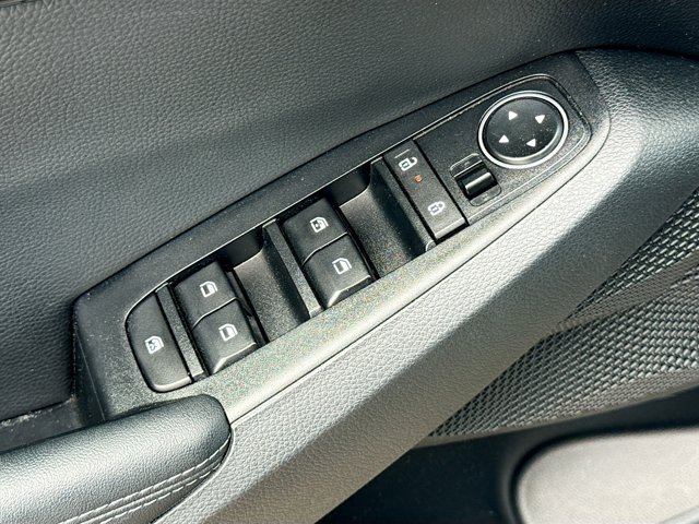 Vehicle image 18 of 36