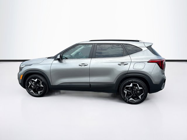 Vehicle image 8 of 36