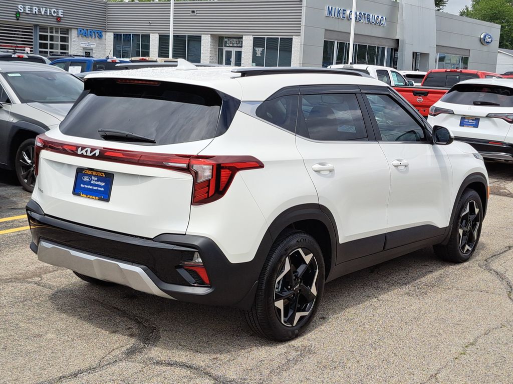 Vehicle image 5 of 26