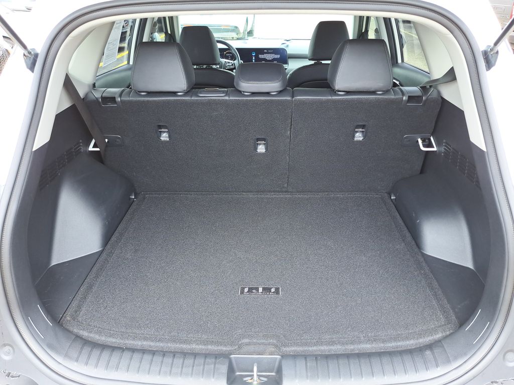 Vehicle image 10 of 26