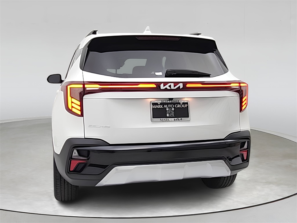 Vehicle image 6 of 36